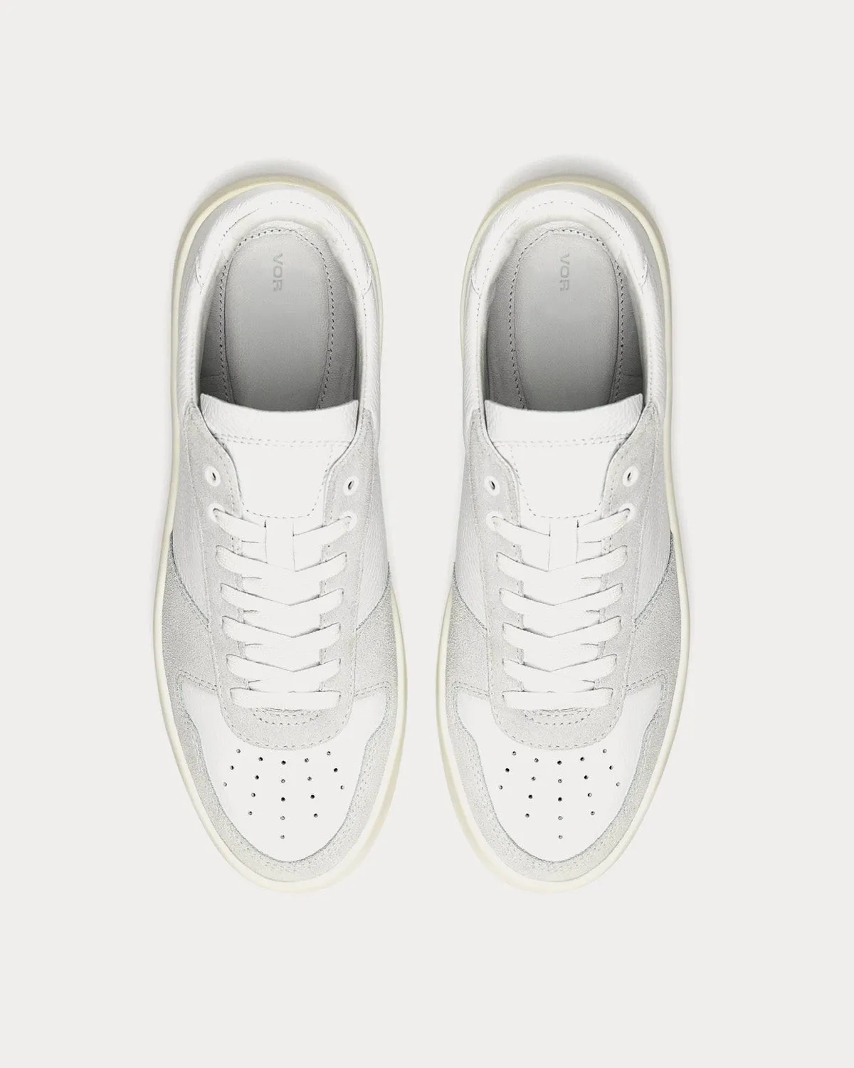 5A CHAMPAGNERWEISS White Low Top Sneakers
