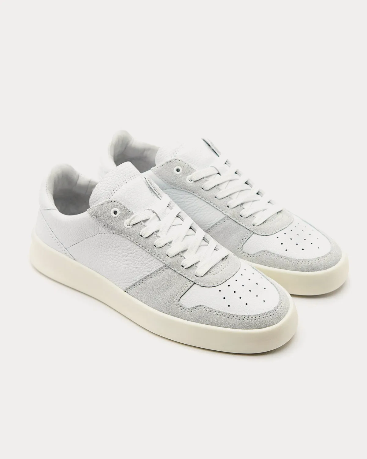 5A CHAMPAGNERWEISS White Low Top Sneakers