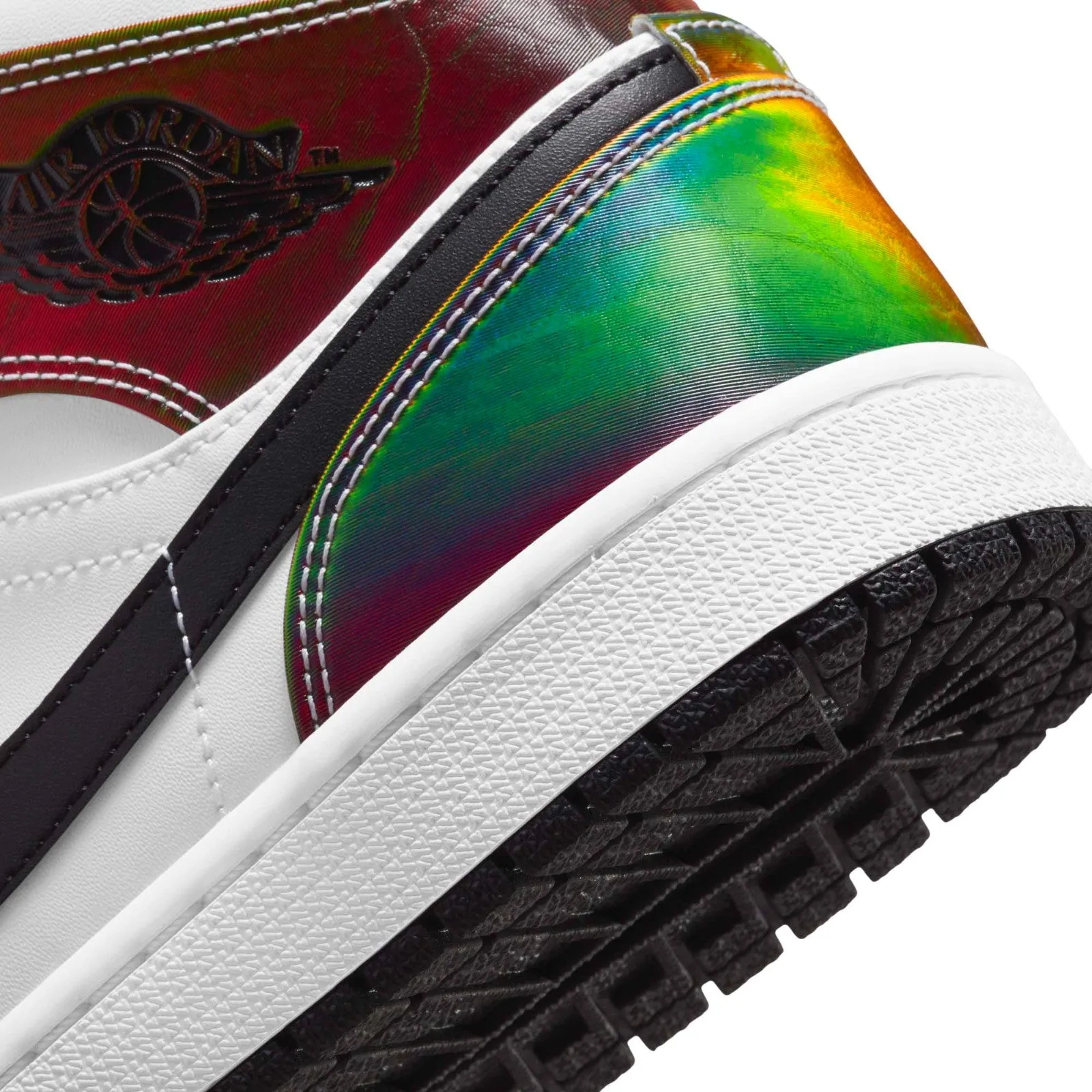 Air Jordan 1 Mid SE 'Heat Reactive' DM7802-100