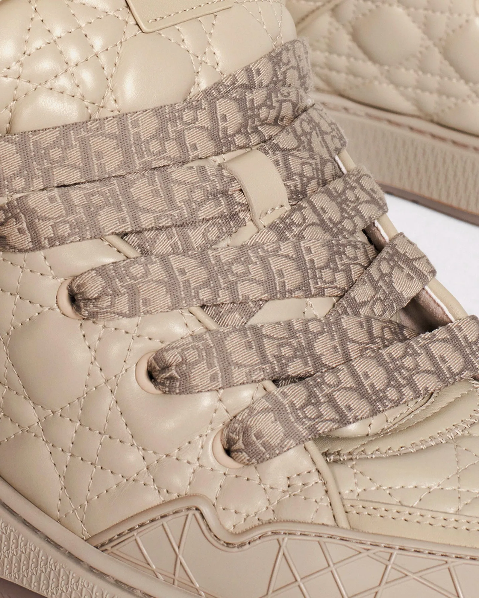 B9S Skater Limited And Numbered Edition Beige Cannage Kumo Leather Low Top Sneakers