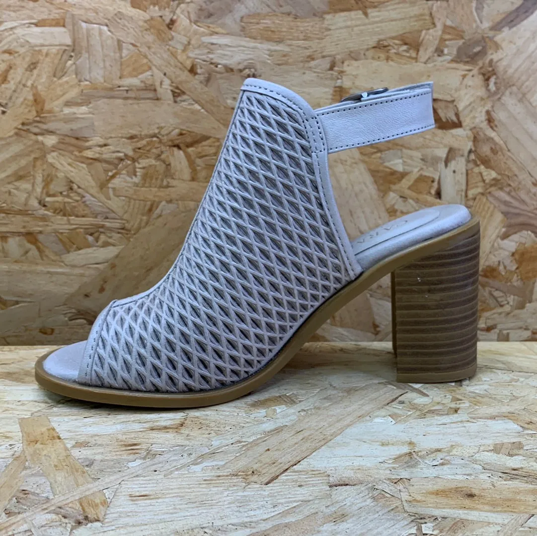 Carmela Womens Leather High Heel - Ice