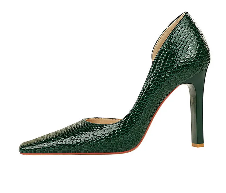 OL Fashion Style Snakeskin Patent Leather Side Cut Out High Heels