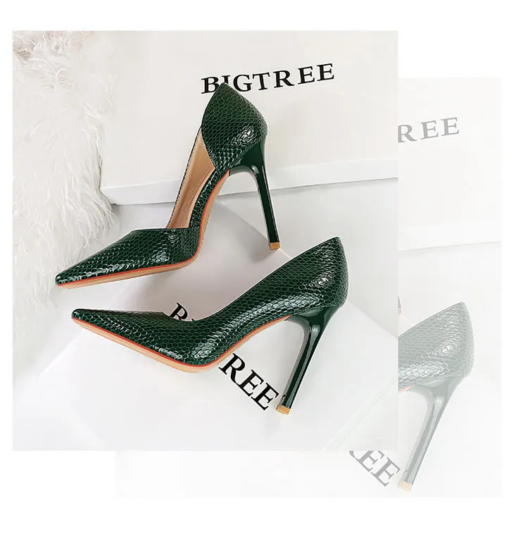 OL Fashion Style Snakeskin Patent Leather Side Cut Out High Heels