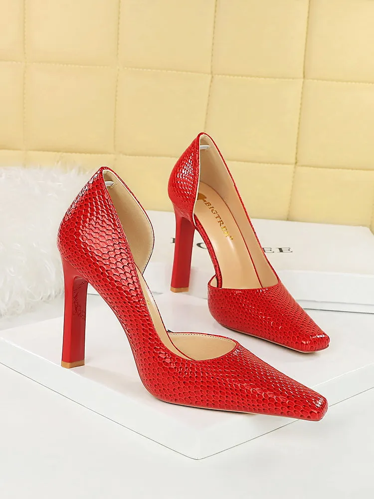 OL Fashion Style Snakeskin Patent Leather Side Cut Out High Heels