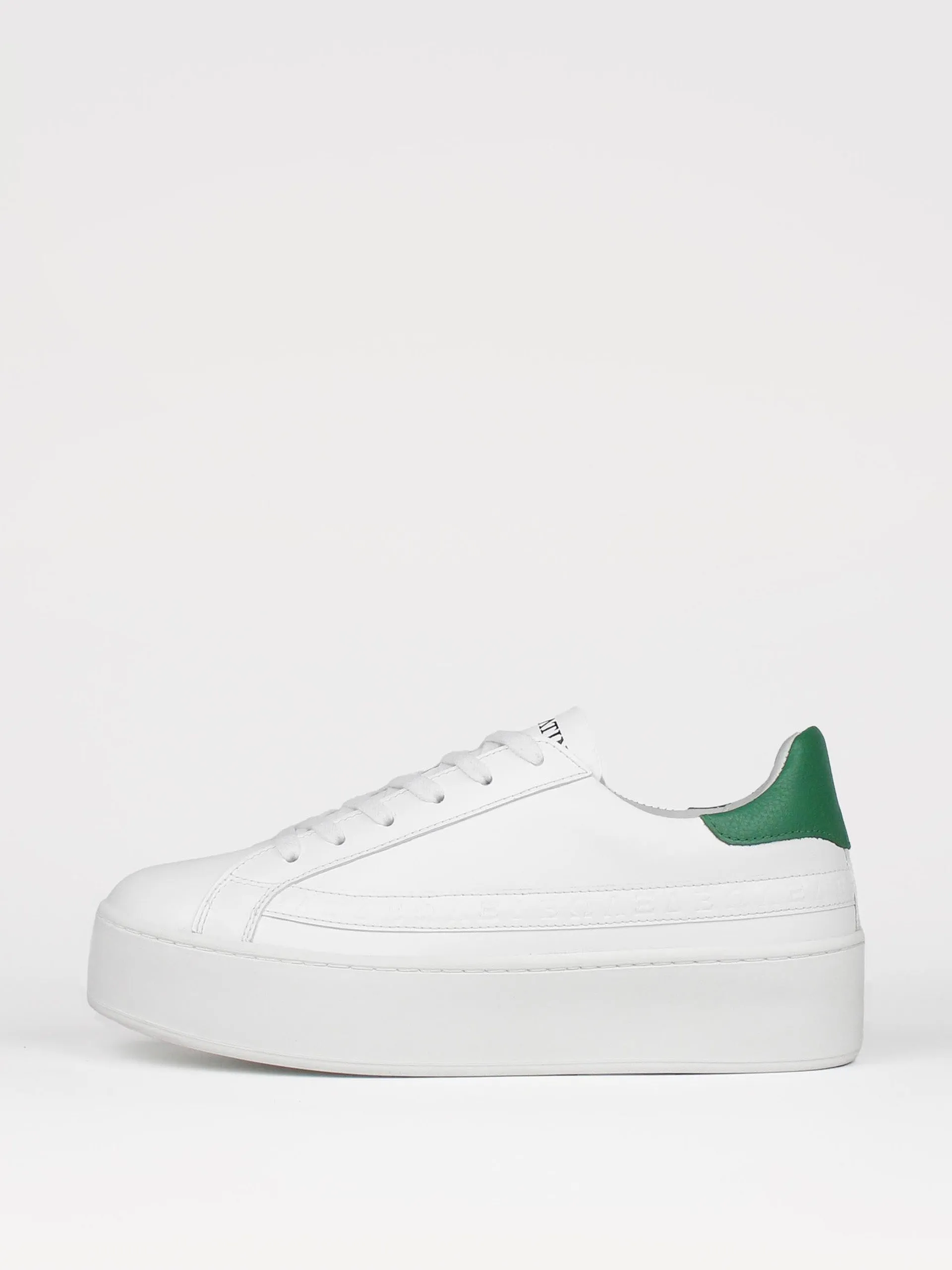 The Cosma trainers
