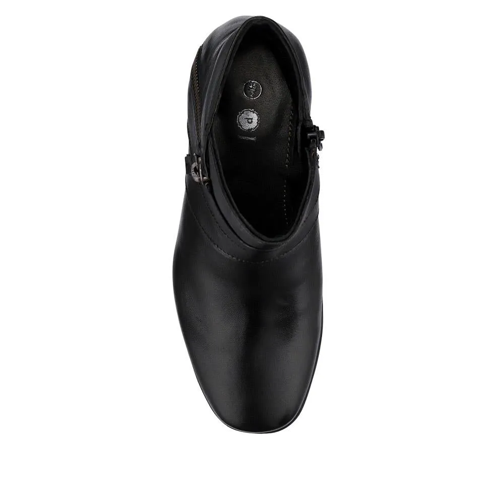 Wide-Fit Breathable Leather Boots - NAP40005 / 326 238